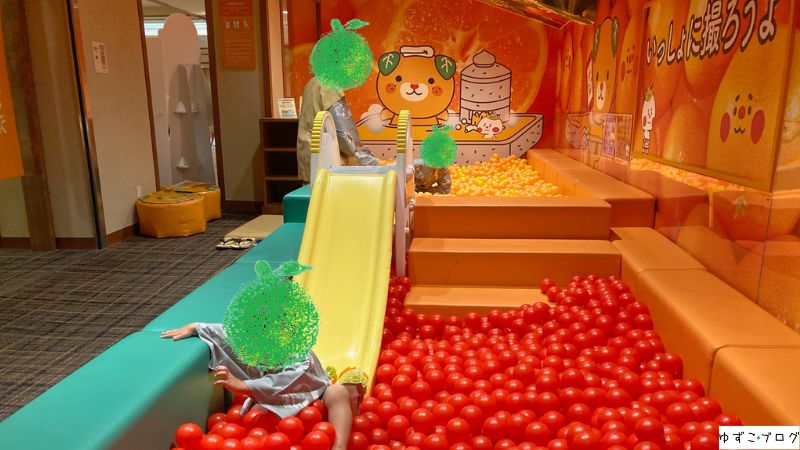 ボールプール