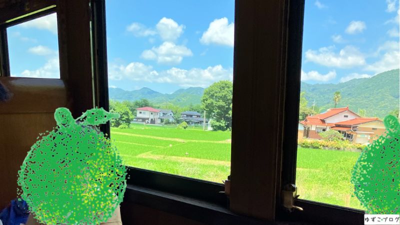 SLやまぐち号の車窓から見える景色